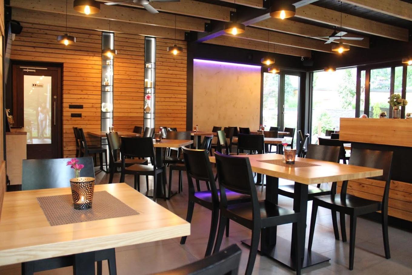 Penzion U Jakuba & Restauracia Bezplatne Parkovanie Martin Exterior foto