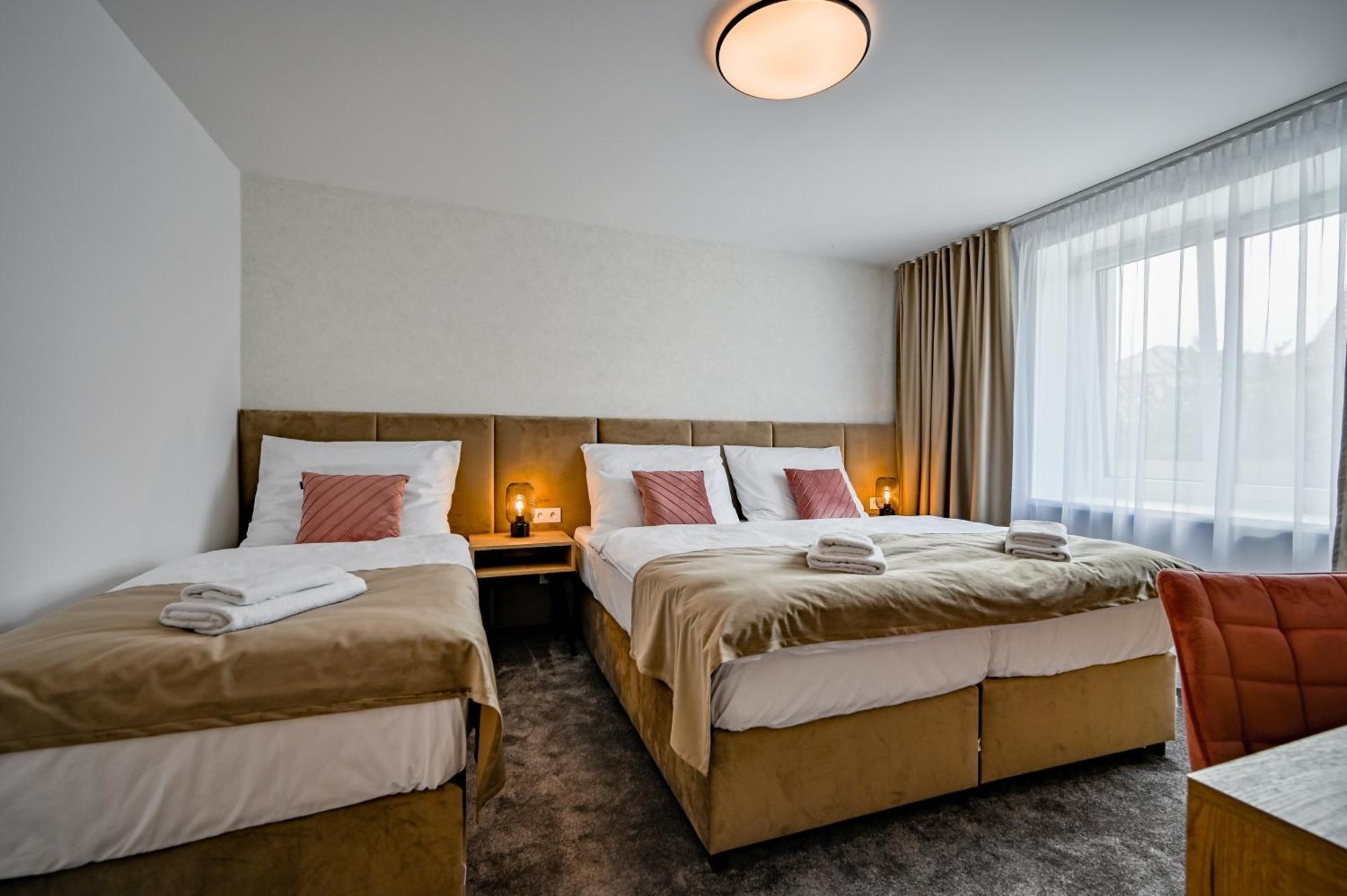 Penzion U Jakuba & Restauracia Bezplatne Parkovanie Martin Habitación foto