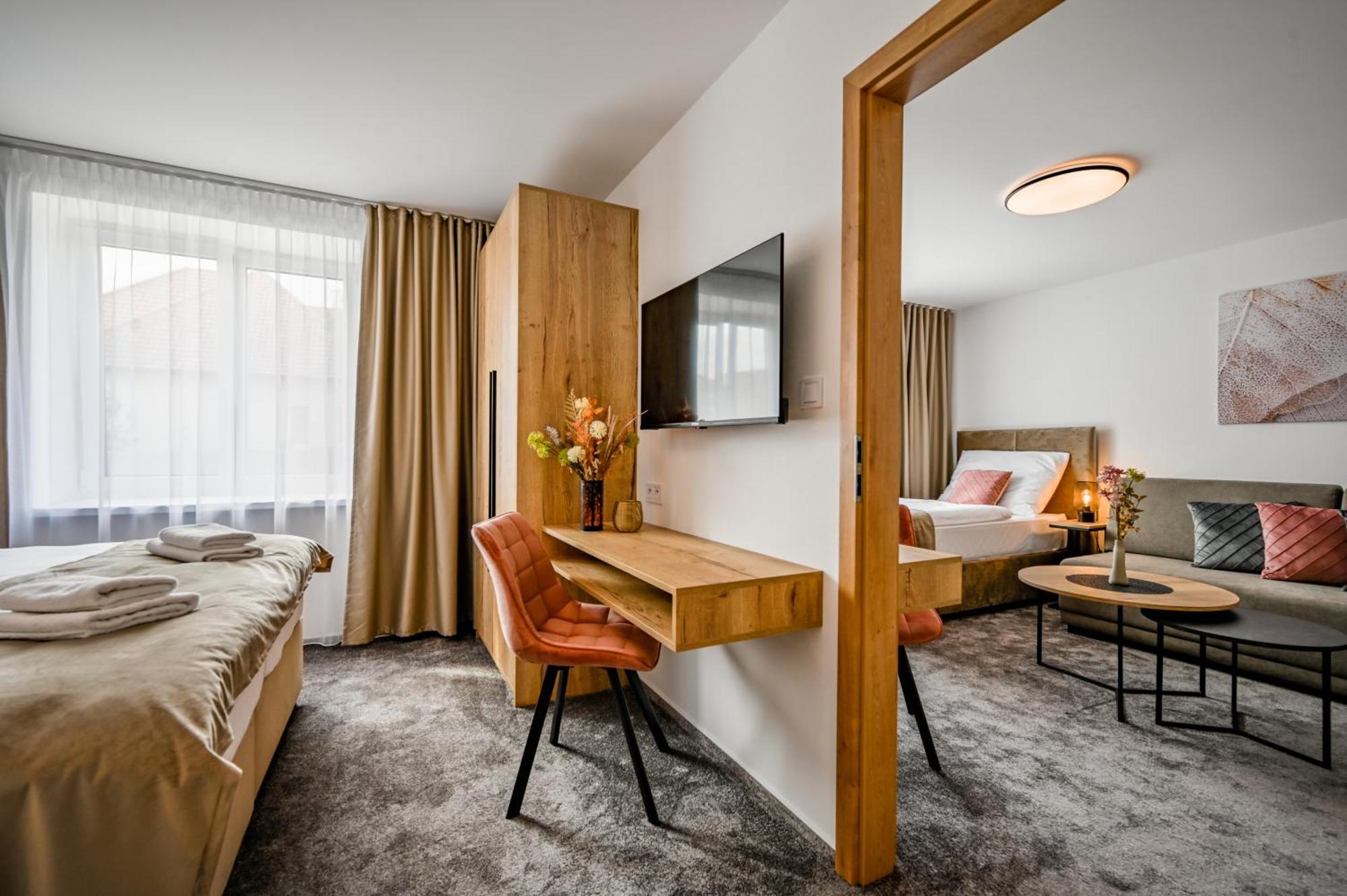 Penzion U Jakuba & Restauracia Bezplatne Parkovanie Martin Habitación foto